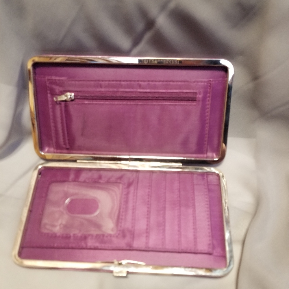 Wallet - Picture 2 of 4
